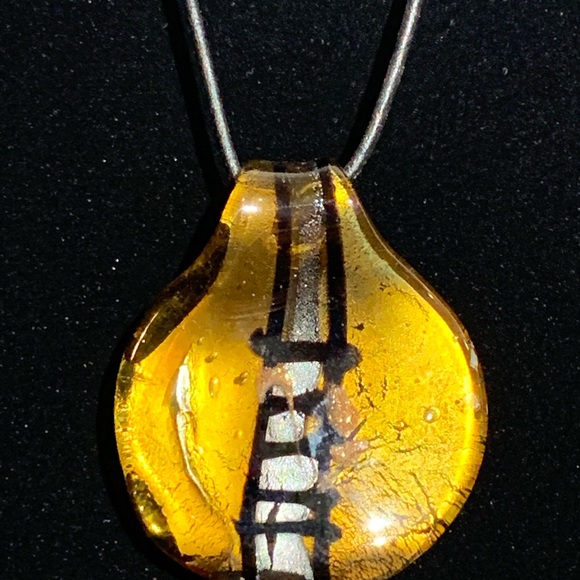 Necklaces - Picture 3 of 7